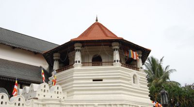 Kandy Temple - Wiki by Columbus Tours Sri Lanka